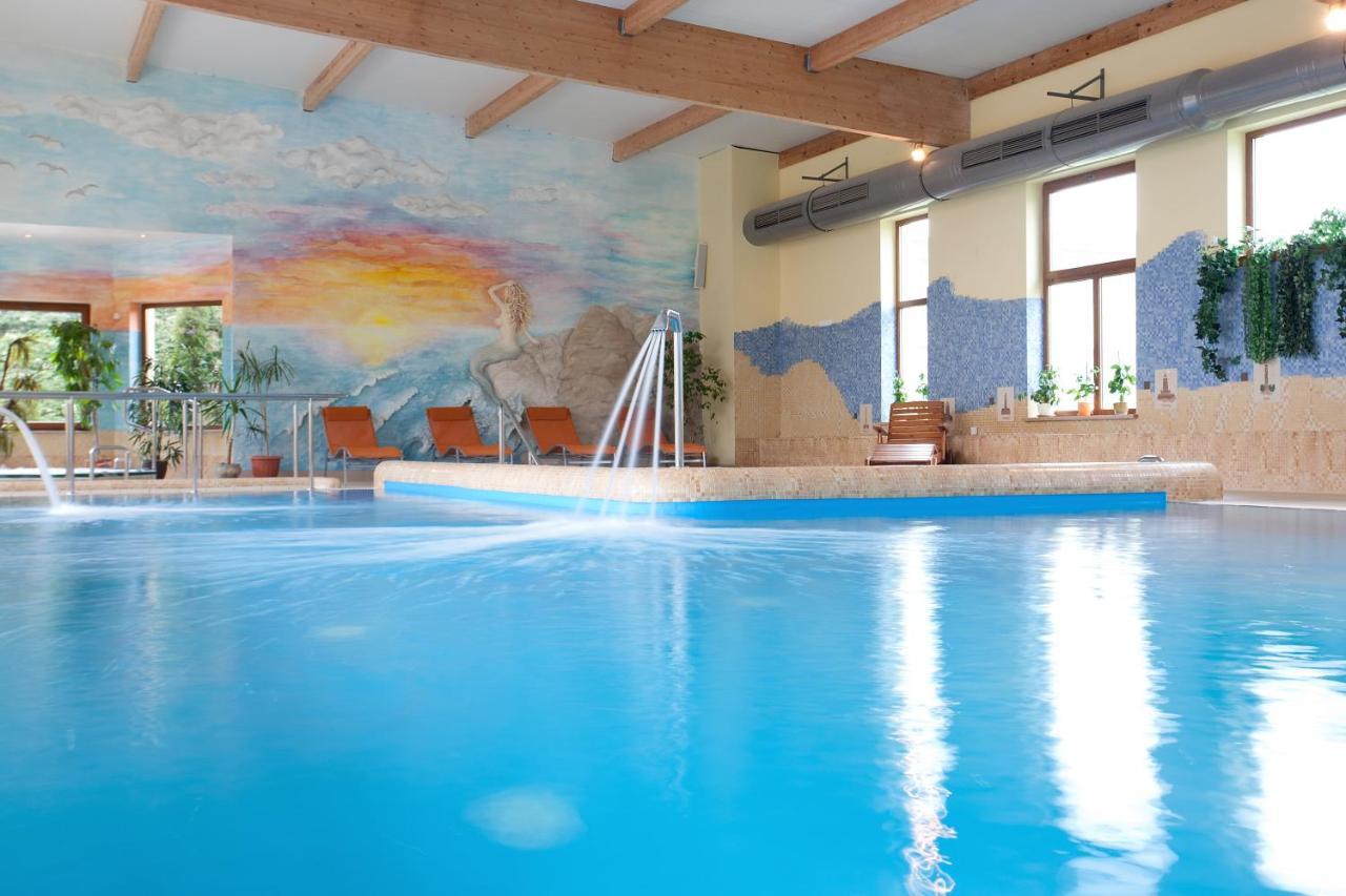 Jantar-Spa Kompleks Wypoczynkowo-Rehabilitacyjny Niechorze Kültér fotó