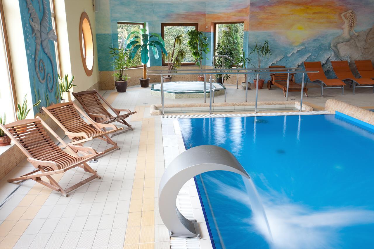 Jantar-Spa Kompleks Wypoczynkowo-Rehabilitacyjny Niechorze Kültér fotó