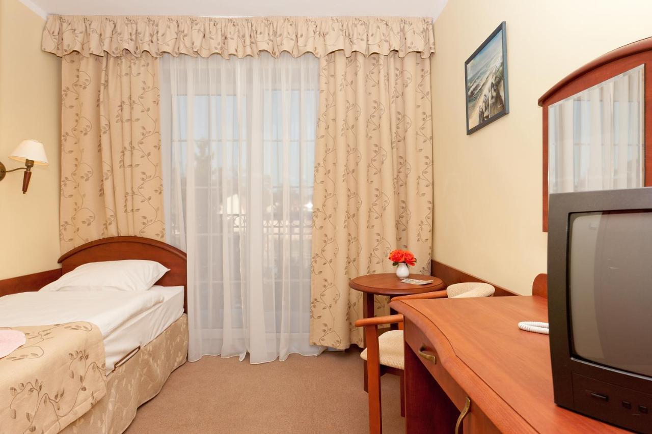 Jantar-Spa Kompleks Wypoczynkowo-Rehabilitacyjny Niechorze Kültér fotó