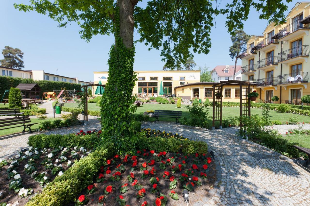 Jantar-Spa Kompleks Wypoczynkowo-Rehabilitacyjny Niechorze Kültér fotó